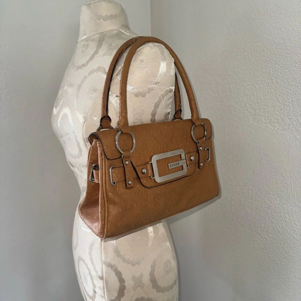 Guess Vintage 90s/Y2K Tan Ostrich Women’s Satchel Handbag Shoulder Purse Bag